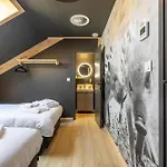Wood - De Prestige En Ardennes - 10 Personnes - Sauna, Jacuzzi, Piscine Et Billard