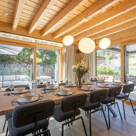 Wood - De Prestige En Ardennes - 10 Personnes - Sauna, Jacuzzi, Piscine Et Billard Σπίτι διακοπών *