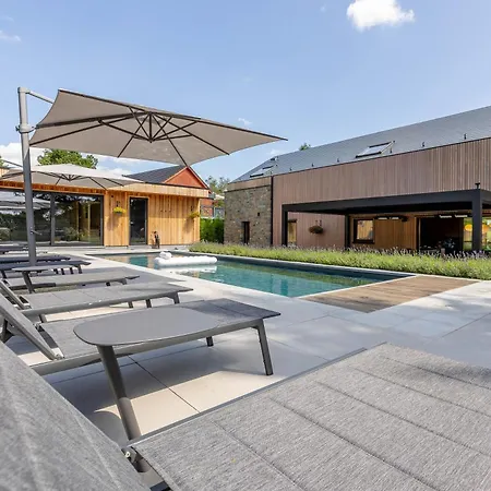Wood - De Prestige En Ardennes - 10 Personnes - Sauna, Jacuzzi, Piscine Et Billard 텐빌
