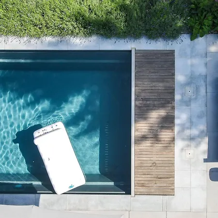 Wood - De Prestige En Ardennes - 10 Personnes - Sauna, Jacuzzi, Piscine Et Billard Tenneville