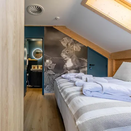 Wood - De Prestige En Ardennes - 10 Personnes - Sauna, Jacuzzi, Piscine Et Billard Tatil Evi