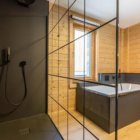 Wood - De Prestige En Ardennes - 10 Personnes - Sauna, Jacuzzi, Piscine Et Billard Tenneville