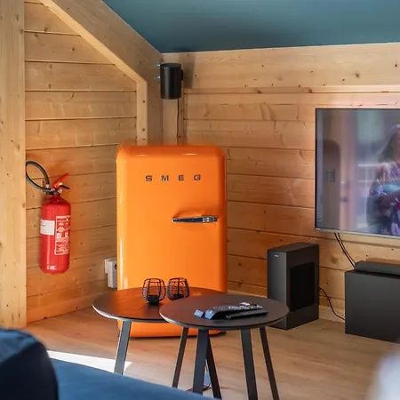 Wood - De Prestige En Ardennes - 10 Personnes - Sauna, Jacuzzi, Piscine Et Billard * Tenneville