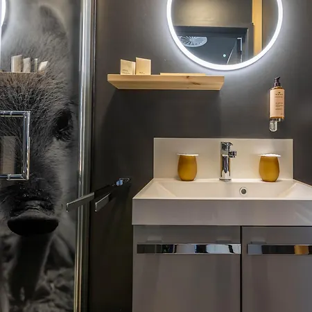 Ferienhaus Wood - De Prestige En Ardennes - 10 Personnes - Sauna, Jacuzzi, Piscine Et Billard Tenneville
